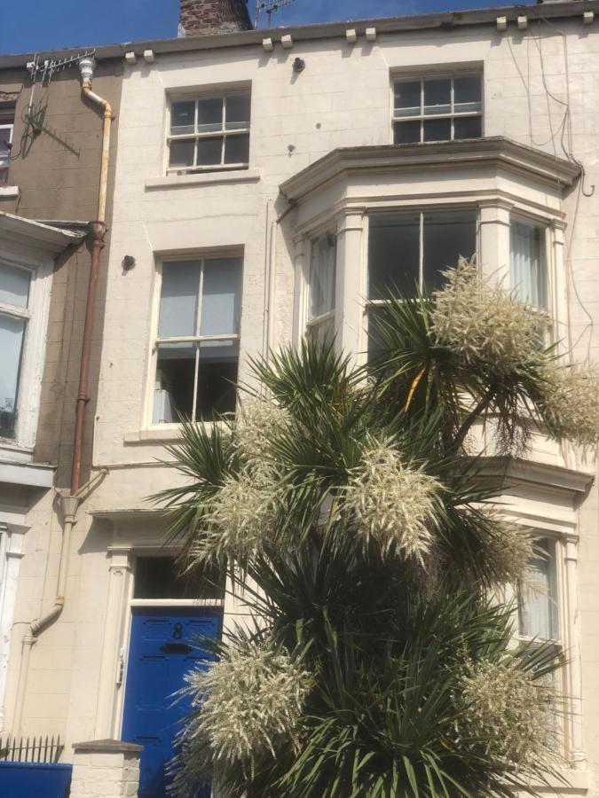 Granby House Apartments, 3, In The Old Town, Free On Street Parking Included Apartment
